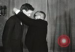 Standbild Award zu oberst Lindbergh Washington DC USA, 1931, aus Sekunde 15 historischem Filmmaterial Videoclip 65675023618