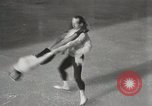 Standbild Eiskunstlauf auf Coney Island New York United States USA, 1931, aus Sekunde 22 historischem Filmmaterial Videoclip 65675023619