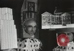 Standbild Architekten gekleidet wie Gebäude New York City USA, 1931, aus Sekunde 25 historischem Filmmaterial Videoclip 65675023621