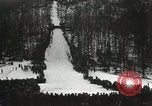 Standbild Edward Blut's Ski Jump aufzeichnen Bear Mountain New York USA, 1931, aus Sekunde 41 historischem Filmmaterial Videoclip 65675023625