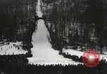 Standbild Edward Blut's Ski Jump aufzeichnen Bear Mountain New York USA, 1931, aus Sekunde 43 historischem Filmmaterial Videoclip 65675023625