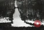 Standbild Edward Blut's Ski Jump aufzeichnen Bear Mountain New York USA, 1931, aus Sekunde 44 historischem Filmmaterial Videoclip 65675023625
