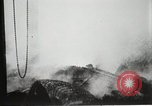 Immagine di Set penitenziario di incendio durante la sommossa Illinois United States USA, 1931, secondo 33 filmato di repertorio 65675023627