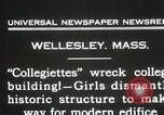 Standbild Studenten zerstören college Gebäude Wellesley Massachusetts USA, 1931, aus Sekunde 13 historischem Filmmaterial Videoclip 65675023632