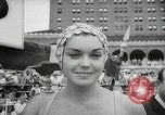 Standbild Esther Williams bei Raw Wind in Eden Premier Atlantic City New Jersey USA, 1958, aus Sekunde 10 historischem Filmmaterial Videoclip 65675023640