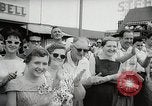 Standbild Esther Williams bei Raw Wind in Eden Premier Atlantic City New Jersey USA, 1958, aus Sekunde 35 historischem Filmmaterial Videoclip 65675023640