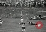 Standbild Frauen Fussball Holland Niederlande, 1958, aus Sekunde 28 historischem Filmmaterial Videoclip 65675023641