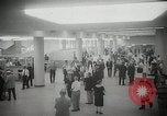Standbild Eröffnung der neuen Rennbahn Yonkers New York United States USA, 1958, aus Sekunde 10 historischem Filmmaterial Videoclip 65675023642