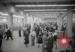 Standbild Eröffnung der neuen Rennbahn Yonkers New York United States USA, 1958, aus Sekunde 13 historischem Filmmaterial Videoclip 65675023642