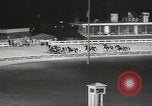 Standbild Eröffnung der neuen Rennbahn Yonkers New York United States USA, 1958, aus Sekunde 53 historischem Filmmaterial Videoclip 65675023642