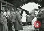 Standbild US-Truppen an den YMCA in Koblenz im Ersten Weltkrieg Koblenz Deutschland, 1918, aus Sekunde 40 historischem Filmmaterial Videoclip 65675023646