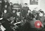 Image Redfeather Tsianina divertit les troupes United States USA, 1918, de la seconde 1 séquences d'archives historiques vidéo 65675023647