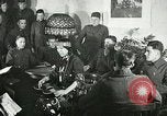 Image Redfeather Tsianina divertit les troupes United States USA, 1918, de la seconde 9 séquences d'archives historiques vidéo 65675023647