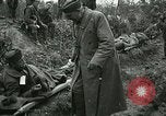 Standbild Rote Kreuz Aktivisten Krankenschwester US-Soldaten Fleville Chatel Frankreich, 1918, aus Sekunde 24 historischem Filmmaterial Videoclip 65675023653