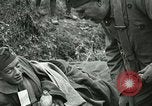 Standbild Rote Kreuz Aktivisten Krankenschwester US-Soldaten Fleville Chatel Frankreich, 1918, aus Sekunde 35 historischem Filmmaterial Videoclip 65675023653