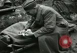 Standbild Rote Kreuz Aktivisten Krankenschwester US-Soldaten Fleville Chatel Frankreich, 1918, aus Sekunde 47 historischem Filmmaterial Videoclip 65675023653