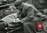 Standbild Rote Kreuz Aktivisten Krankenschwester US-Soldaten Fleville Chatel Frankreich, 1918, aus Sekunde 48 historischem Filmmaterial Videoclip 65675023653