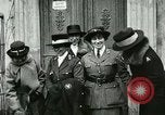 Standbild Tierschutz Aktivitäten durch das Rote Kreuz am Ende der Ersten Weltkrieg Trier Deutschland, 1918, aus Sekunde 32 historischem Filmmaterial Videoclip 65675023654