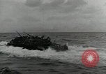 Image Bataille de débarquements de Tarawa Tarawa Îles Gilbert, 1943, de la seconde 16 séquences d'archives historiques vidéo 65675023678