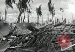 Standbild Unfall während der Schlacht von Tarawa Gilbert Inseln, 1943, aus Sekunde 57 historischem Filmmaterial Videoclip 65675023683