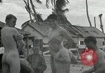 Standbild US Marines Gilbert Inseln, 1943, aus Sekunde 37 historischem Filmmaterial Videoclip 65675023684