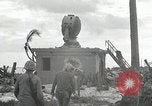 Standbild US Marines Gilbert Inseln, 1943, aus Sekunde 53 historischem Filmmaterial Videoclip 65675023684