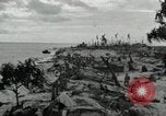 Standbild US Marines Gilbert Inseln, 1943, aus Sekunde 59 historischem Filmmaterial Videoclip 65675023684