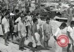 Standbild die koreanischen Arbeitnehmer Gilbert Inseln, 1943, aus Sekunde 8 historischem Filmmaterial Videoclip 65675023685