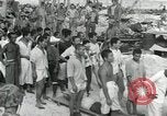 Standbild die koreanischen Arbeitnehmer Gilbert Inseln, 1943, aus Sekunde 9 historischem Filmmaterial Videoclip 65675023685