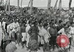 Standbild die koreanischen Arbeitnehmer Gilbert Inseln, 1943, aus Sekunde 17 historischem Filmmaterial Videoclip 65675023685