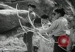 Image Navajo Native American Indian family United States USA, 1938, de la seconde 28 séquences d'archives historiques vidéo 65675023687
