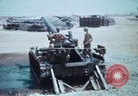 Image blessé a été transféré à l'hôpital Long Binh Vietnam, 1969, de la seconde 3 séquences d'archives historiques vidéo 65675023696