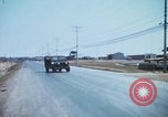 Image Poste de police militaire Long Binh Vietnam, 1969, de la seconde 56 séquences d'archives historiques vidéo 65675023697