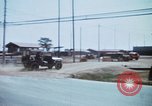 Image Poste de police militaire Long Binh Vietnam, 1969, de la seconde 61 séquences d'archives historiques vidéo 65675023697