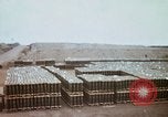 Immagine di Obice gusci in discarica di munizioni Long Binh Vietnam, 1969, secondo 43 filmato di repertorio 65675023698