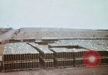 Immagine di Obice gusci in discarica di munizioni Long Binh Vietnam, 1969, secondo 44 filmato di repertorio 65675023698