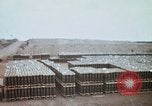 Immagine di Obice gusci in discarica di munizioni Long Binh Vietnam, 1969, secondo 46 filmato di repertorio 65675023698