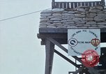 Immagine di Terminale Pol Long Binh Vietnam, 1969, secondo 13 filmato di repertorio 65675023699
