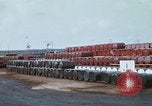Immagine di Terminale Pol Long Binh Vietnam, 1969, secondo 35 filmato di repertorio 65675023699