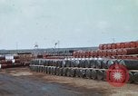 Immagine di Terminale Pol Long Binh Vietnam, 1969, secondo 46 filmato di repertorio 65675023699