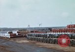 Immagine di Terminale Pol Long Binh Vietnam, 1969, secondo 48 filmato di repertorio 65675023699