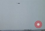Image OH-6Un hélicoptère Vietnam, 1969, de la seconde 6 séquences d'archives historiques vidéo 65675023705
