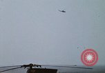 Image OH-6Un hélicoptère Vietnam, 1969, de la seconde 12 séquences d'archives historiques vidéo 65675023705