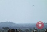 Image OH-6Un hélicoptère Vietnam, 1969, de la seconde 32 séquences d'archives historiques vidéo 65675023705