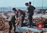 Image OH-6Un hélicoptère Vietnam, 1969, de la seconde 59 séquences d'archives historiques vidéo 65675023705