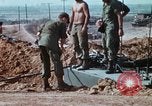 Image OH-6Un hélicoptère Vietnam, 1969, de la seconde 61 séquences d'archives historiques vidéo 65675023705