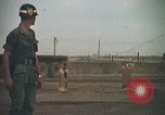Immagine di Munizioni supply depot Long Binh Vietnam, 1970, secondo 5 filmato di repertorio 65675023710