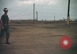 Immagine di Munizioni supply depot Long Binh Vietnam, 1970, secondo 13 filmato di repertorio 65675023710
