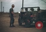 Immagine di Munizioni supply depot Long Binh Vietnam, 1970, secondo 16 filmato di repertorio 65675023710