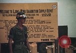 Immagine di Munizioni supply depot Long Binh Vietnam, 1970, secondo 42 filmato di repertorio 65675023710